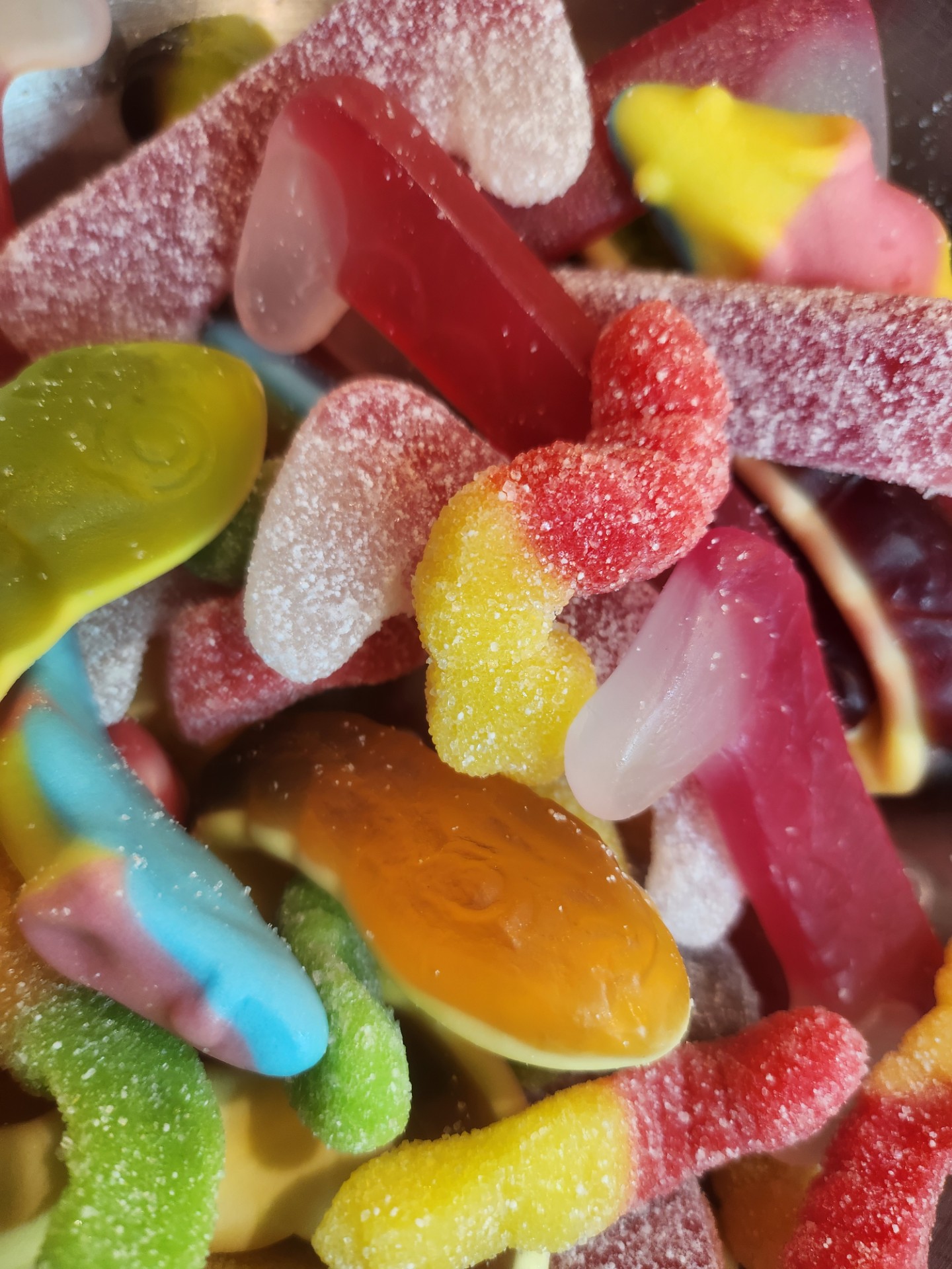 Multimix Sweets Sweet Pick and Mix Sharing Pouch (Various Mixes) - Sweet Tiger
